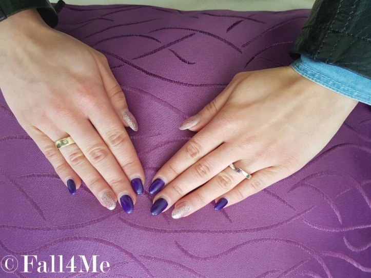 Nail polish for married women