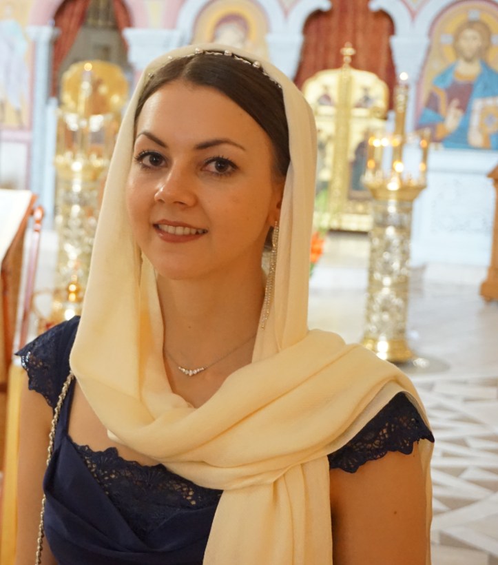 A beautiful bridesmaid