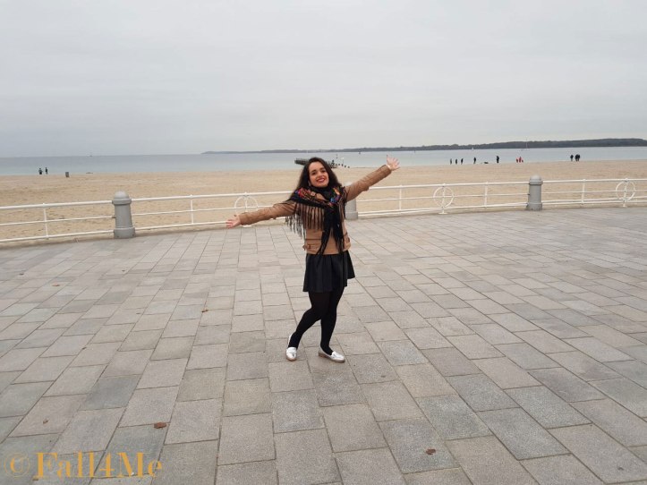 Fall4Me black coffee