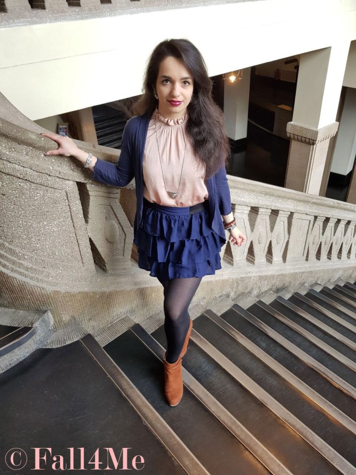 fall4me-navy-rose-season