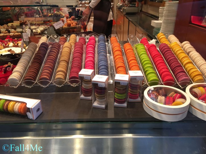 Macrons of every color in Luxembourg