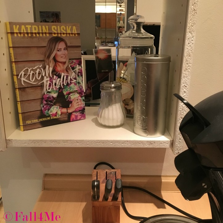 Katrin Siska's cookbook Rõõm Toidust cookbook