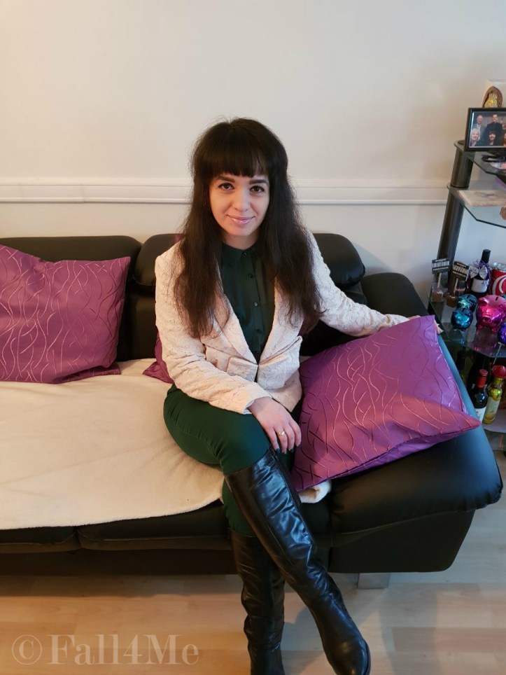 November-style: Rose and green