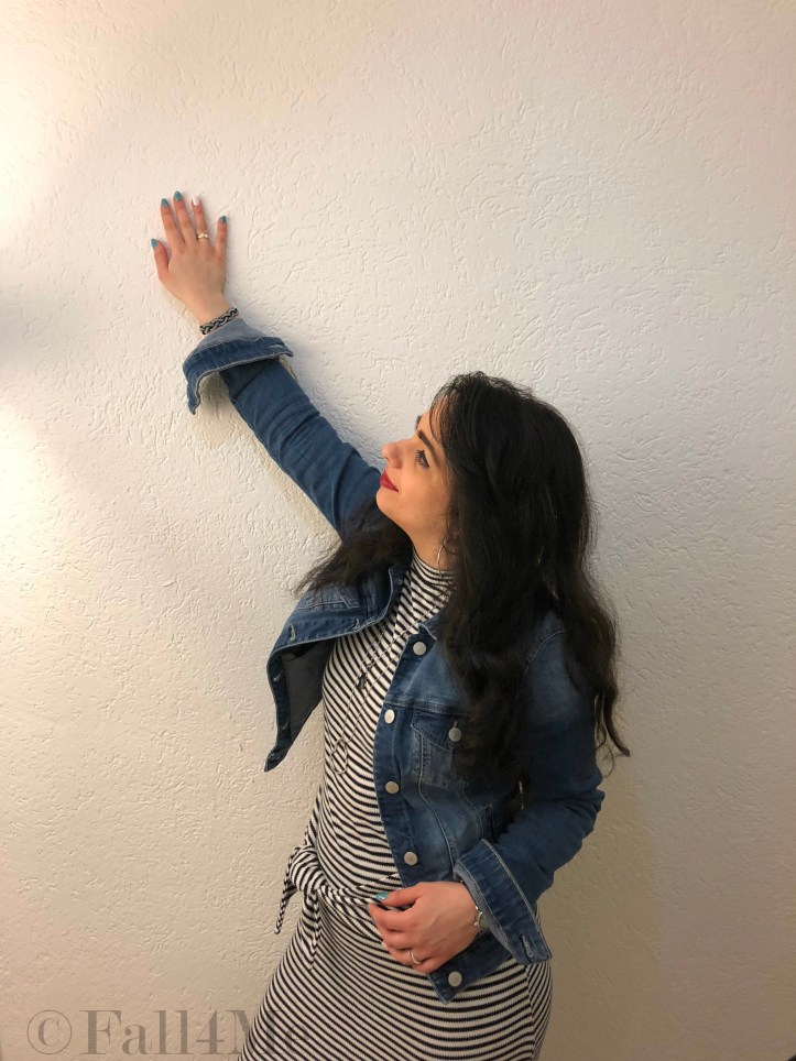 Fall4Me style light denim over black stripes on white