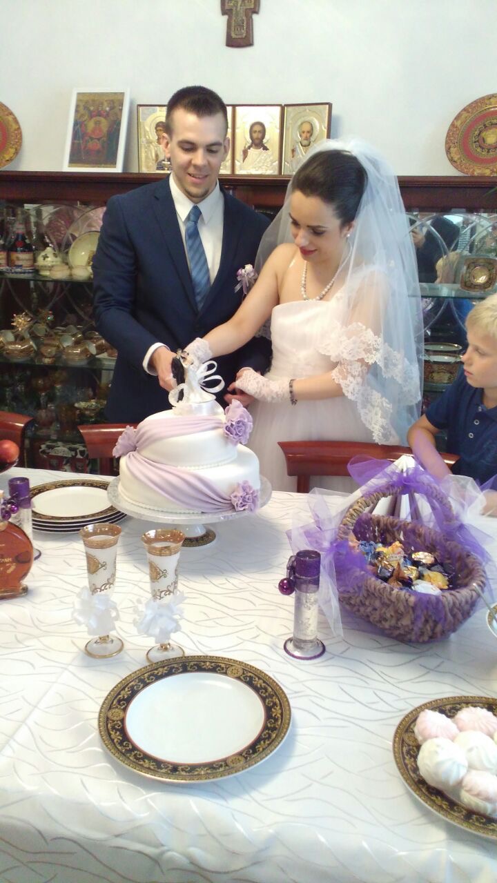 Fall4Me wedding special wedding cake boss