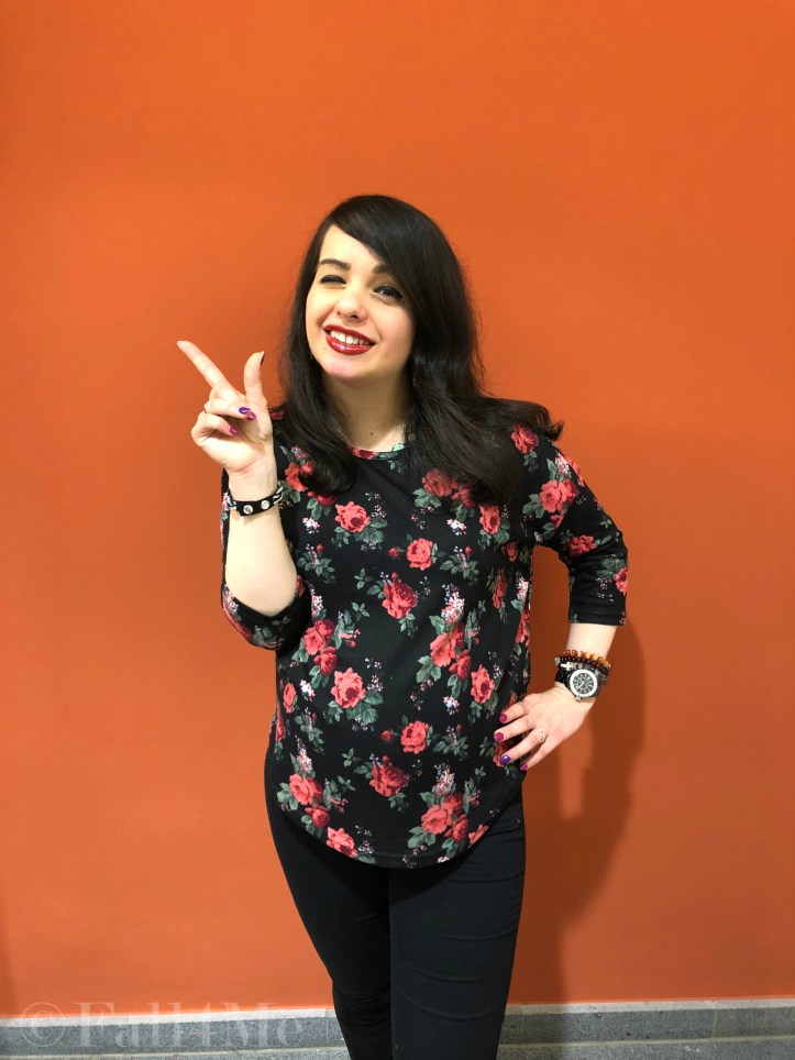 Fall4Me April style spring trend red roses on black