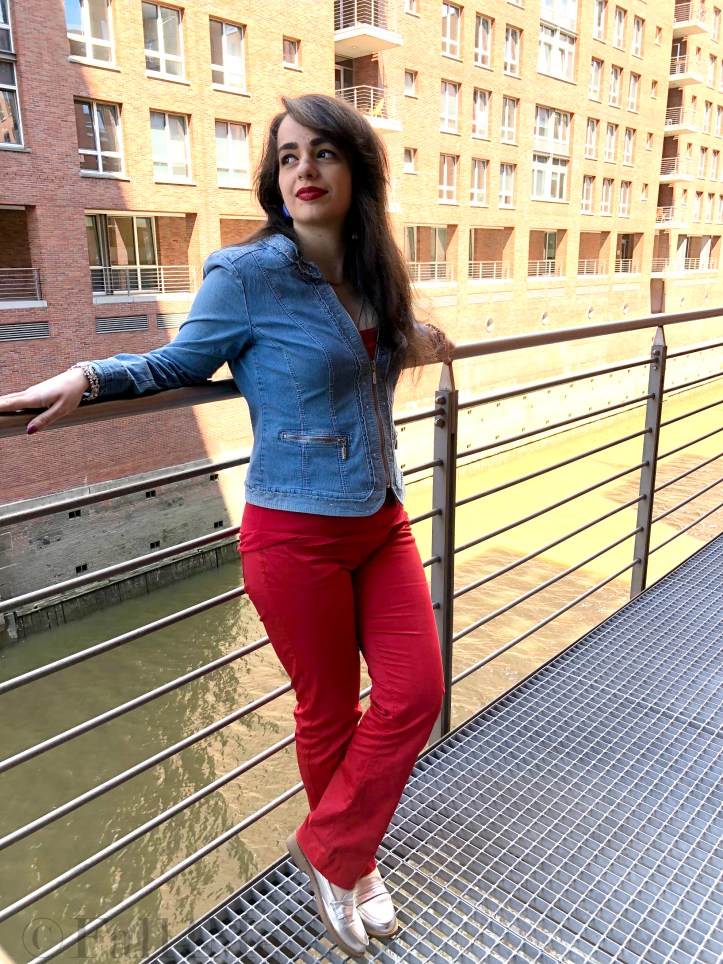 June trend by Fall4Me light denim and red