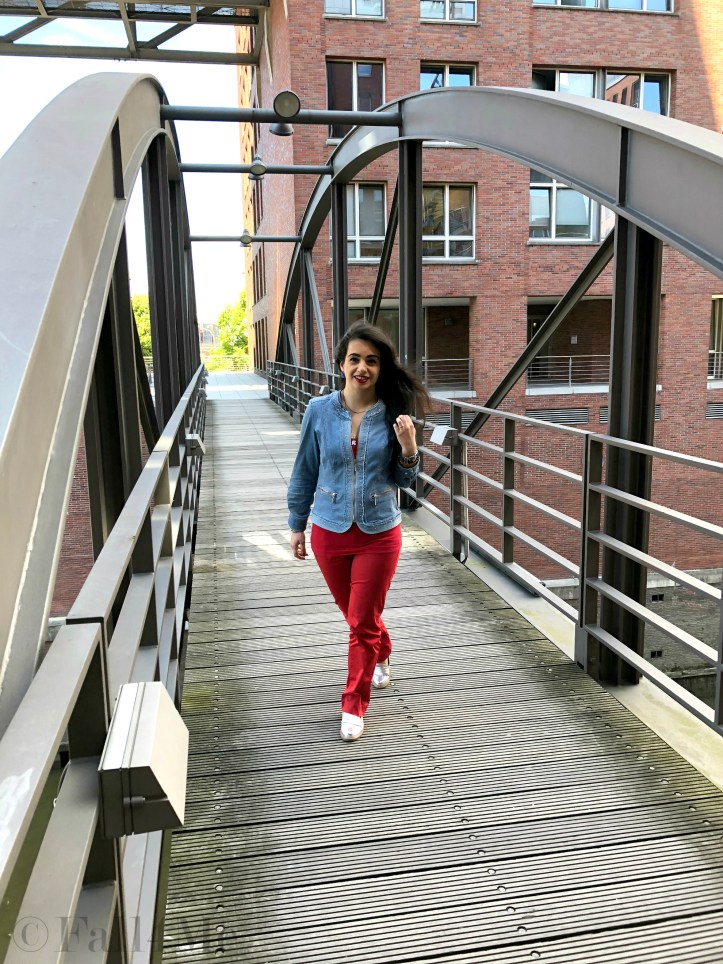 June trend by Fall4Me light denim and red