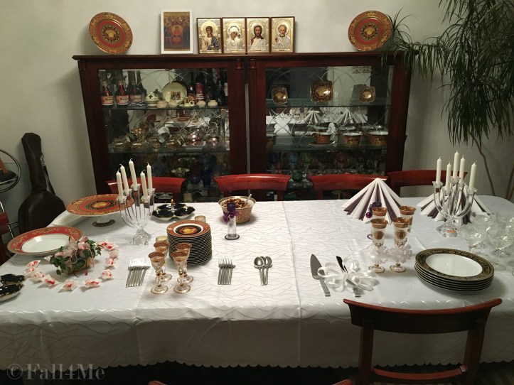 Wedding decoration for the wedding cake table