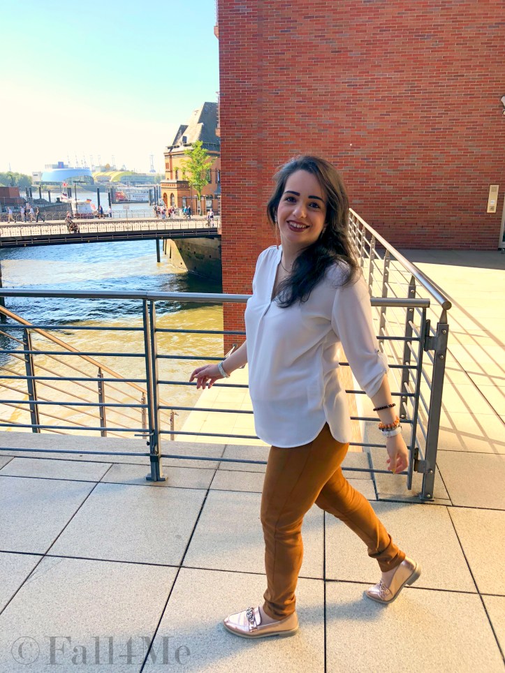 September trend by Fall4Me cognac and white