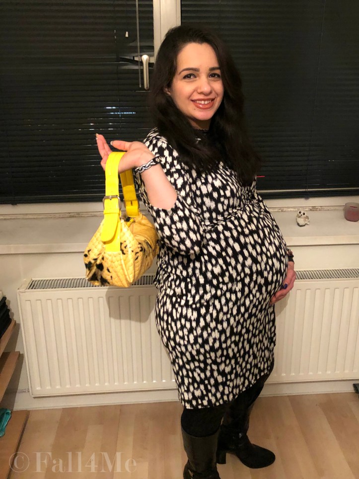 Black and white meet yellow accents for the beginning of the new year