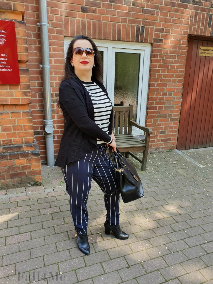 Stripes classy styled for a city chic