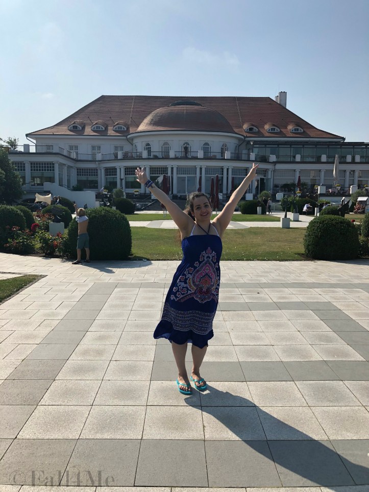 The oriental pattern awaken summer feelings.