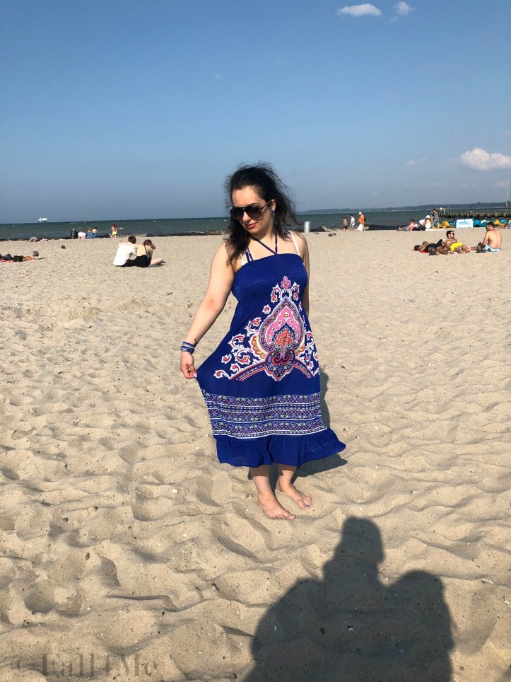 The oriental pattern awaken summer feelings.