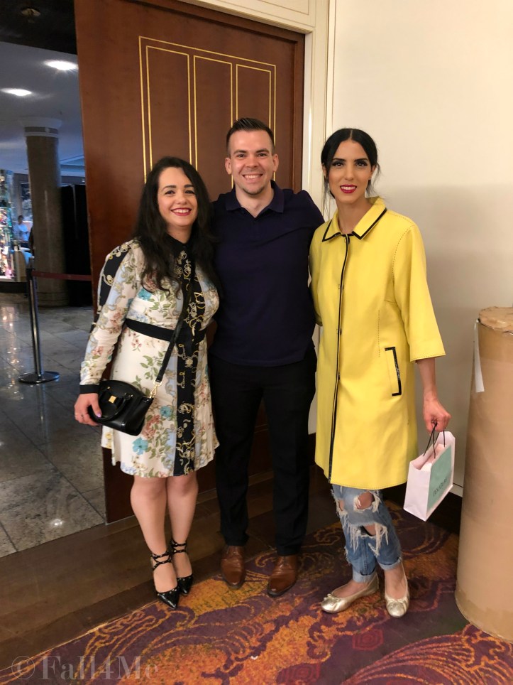 In the fitting room with Zie Helali