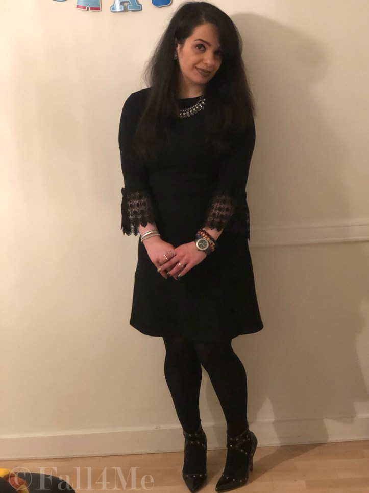The Christmas outfit for 2019: The LBD with metallic accents