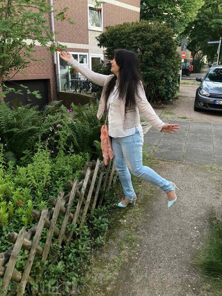 A city chic in pastel colors.