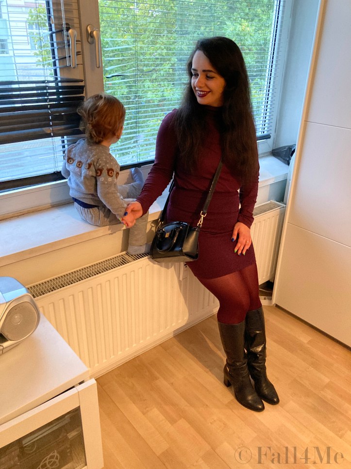 A casual yet chic and feminine outfit in aubergine and black 70s boots.