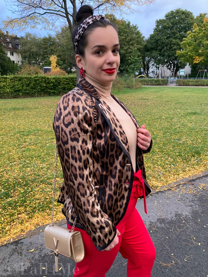 Nature shades' favorite print is the leo print this season.