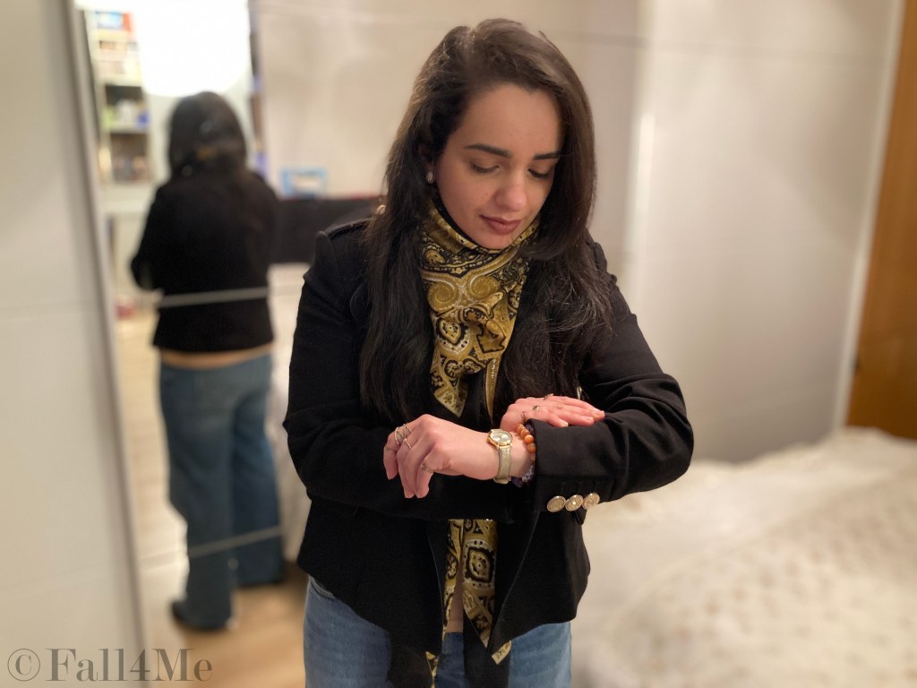 Celebrating soft retro with flared jeans, paisley pattern, shoulder pads and double breasted buttons in soft shades.