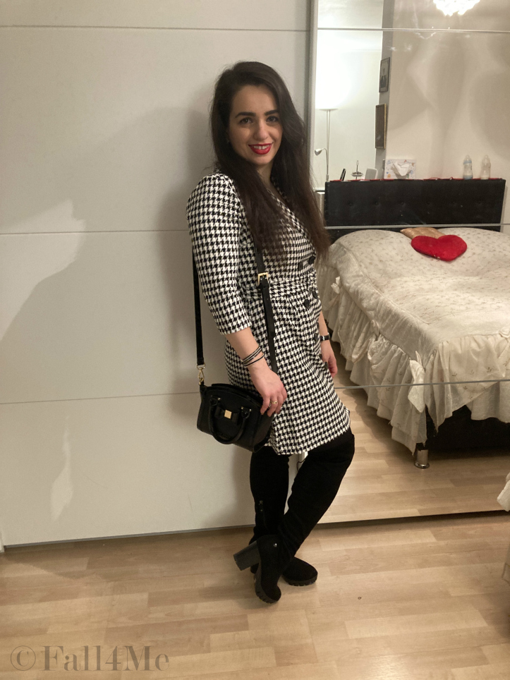 A monochrome style with French attitude.