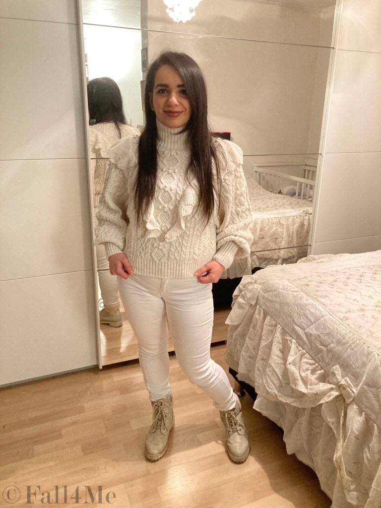 Soft power is the trend to wear in the winter season.