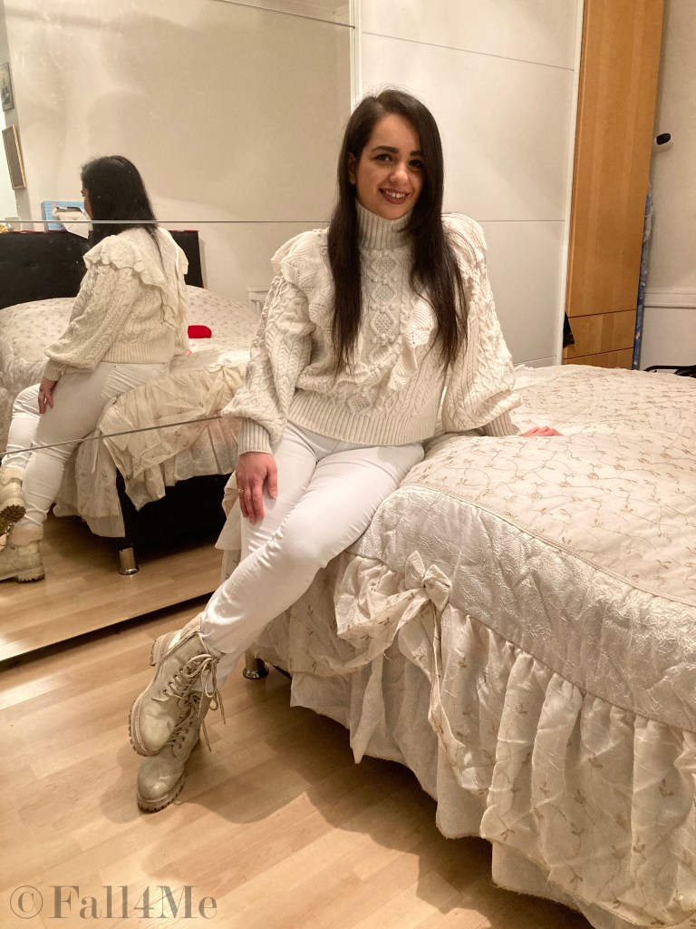 Soft power is the trend to wear in the winter season.