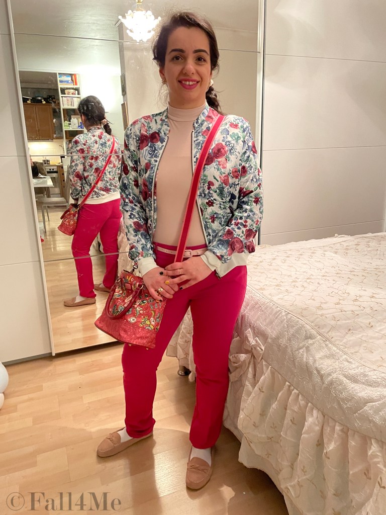 Pink combined in different shades and floral prints.