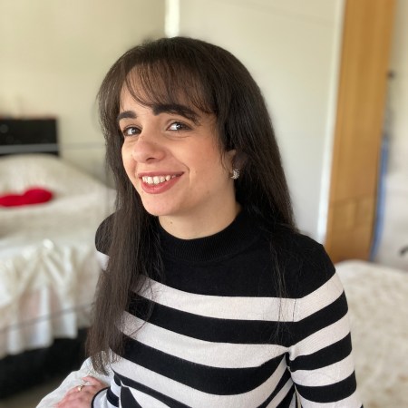 Details of the miniskirt style.