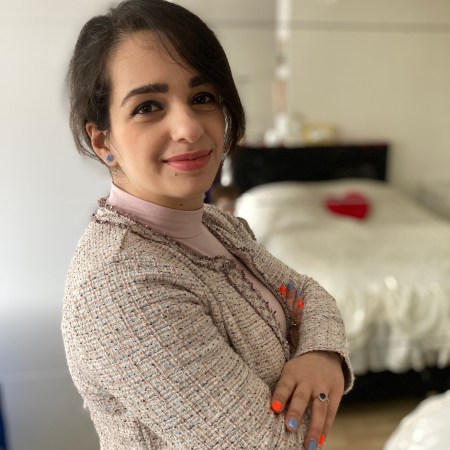 Light denim combined with soft shades of peach and pink.