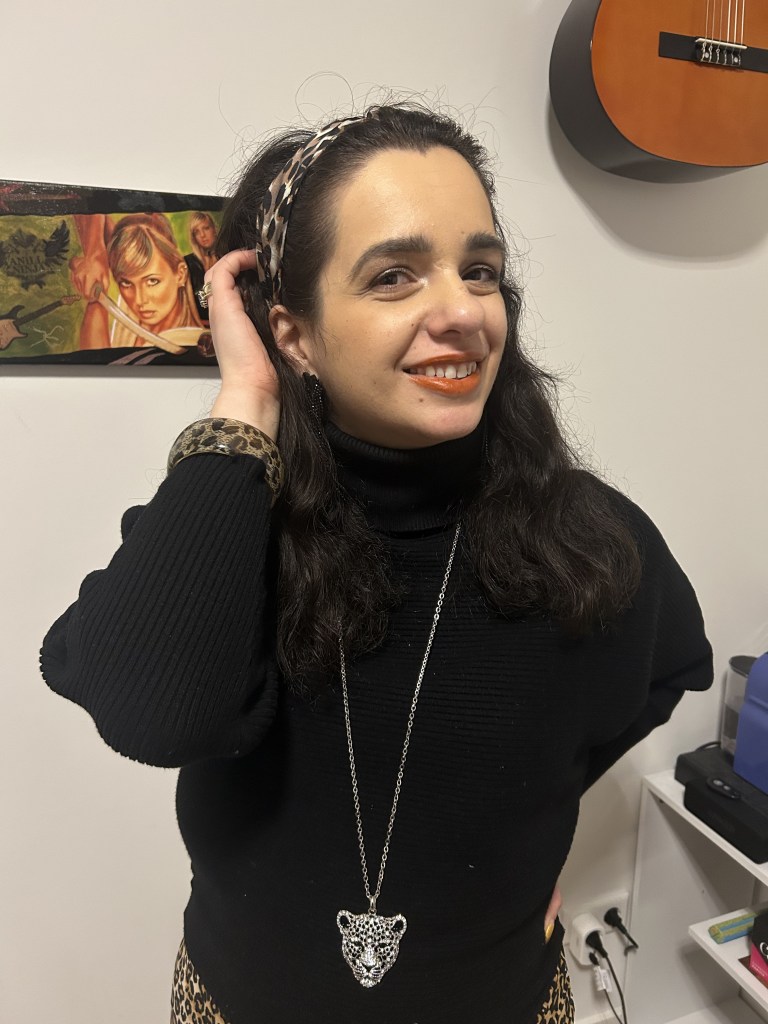 A suitable for office wild-life-look.