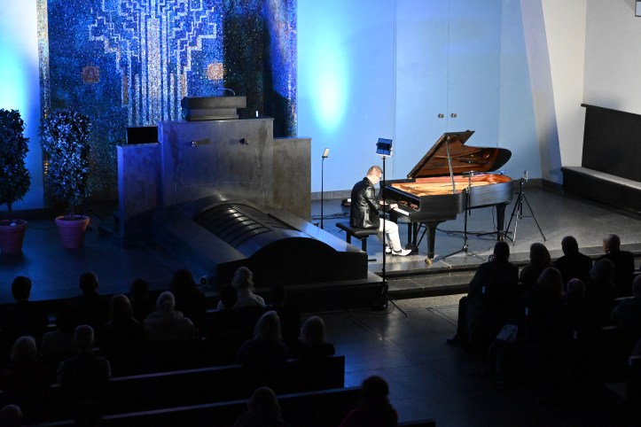 Boris Kosak & Friends Frühlingskonzert Fritz-Schumacher-Halle